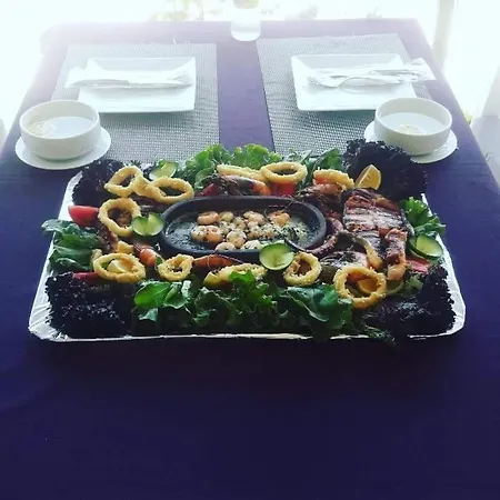 Oba 09 Restaurant-motel-beach فندق مبيت وإفطار مرمريس