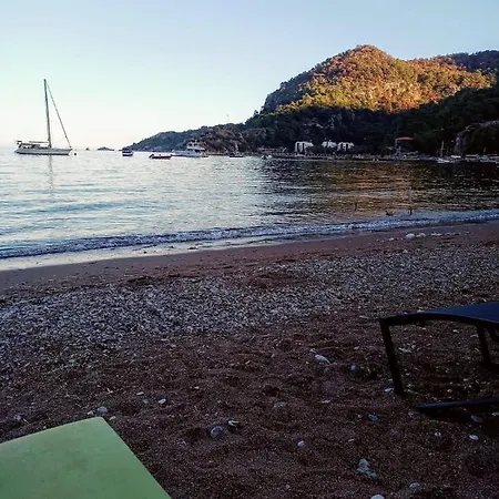 Couette-café Oba 09 Restaurant-motel-beach Marmaris